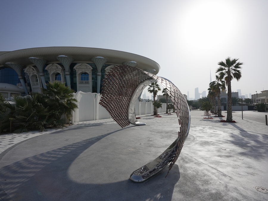 Roots by Azza Al Qubaisi – Commissioned by Dubai Culture and Arts Authority. Produced & managed by Tasmeem Tashkeel